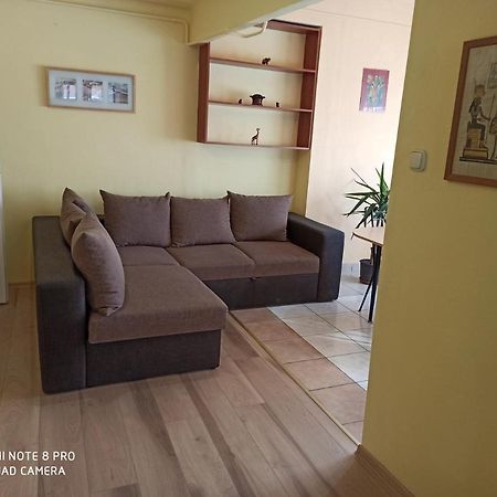 סולנוק Centrum 2 Apartman מראה חיצוני תמונה